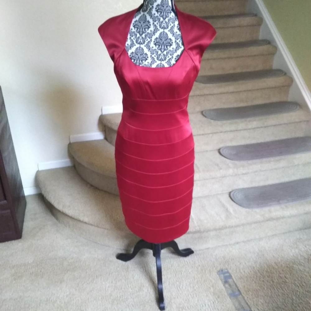 Body von with scoop beckline